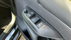 Toyota Yaris 1.5 Hybrid Design 5dr CVT [Nav] Hybrid Hatchback